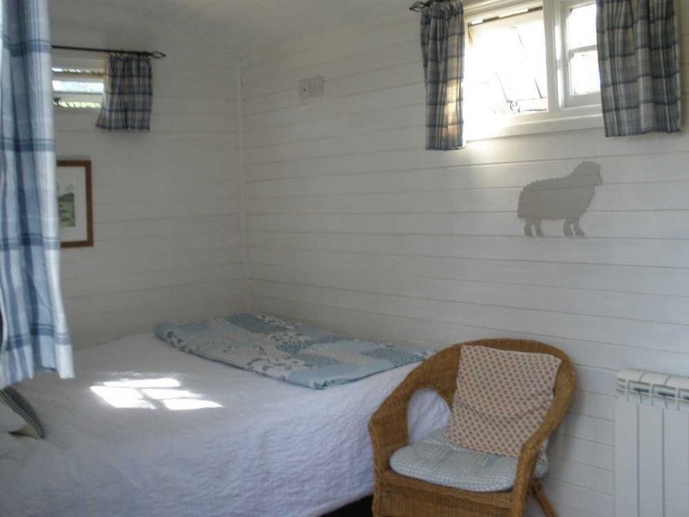 Shepherd'S Hut photo 2