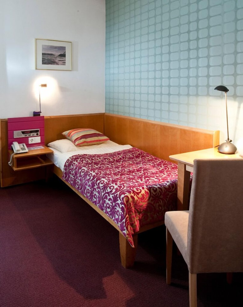 Single Room (Basic) photo 2