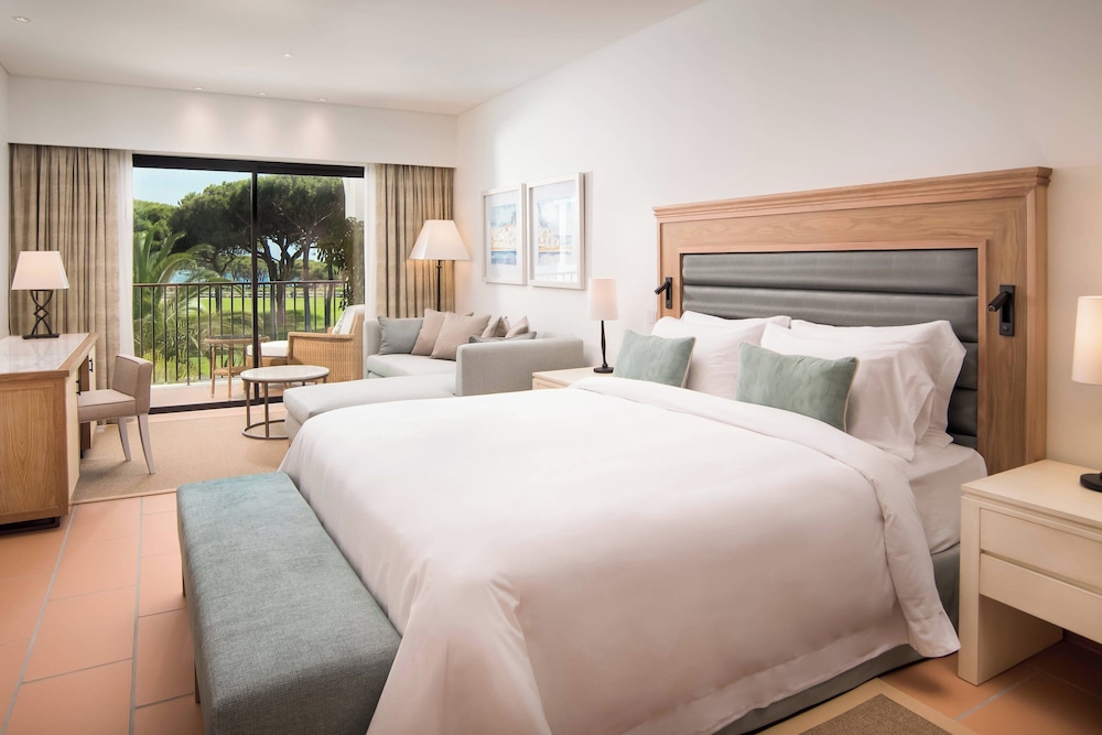 Junior Suite, 1 Queen Bed, Resort View
