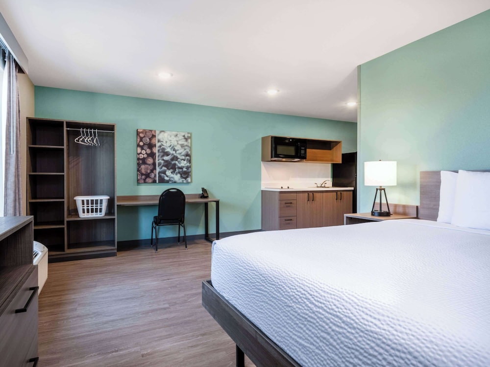 Superior Double Room with Balcony photo 2