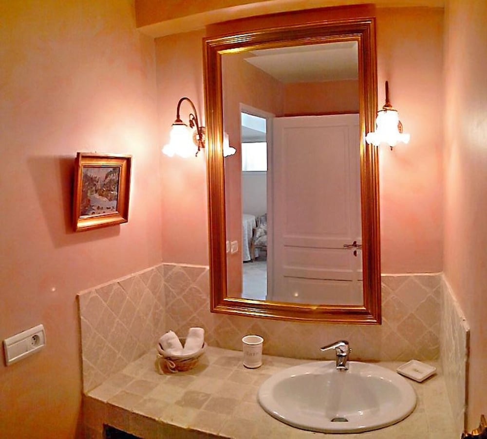 Double Room, Kitchen, Park View (Sainte Catherine) photo 2