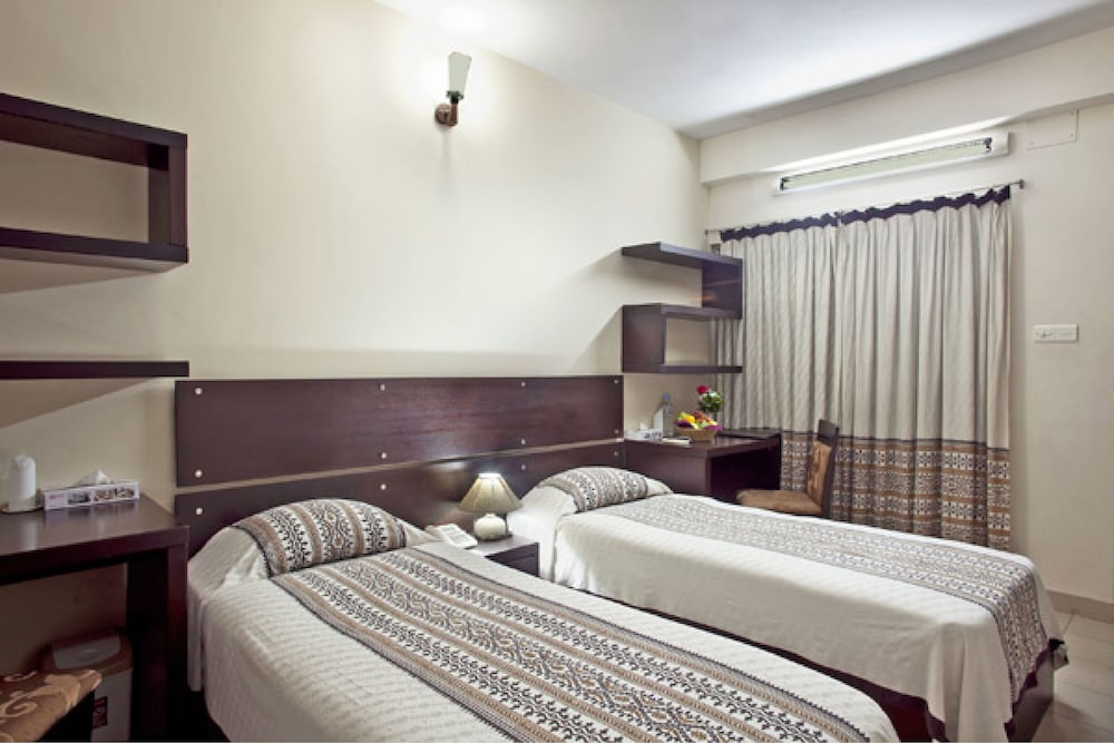 Standard Twin - 02 Single Separate Beds photo 3