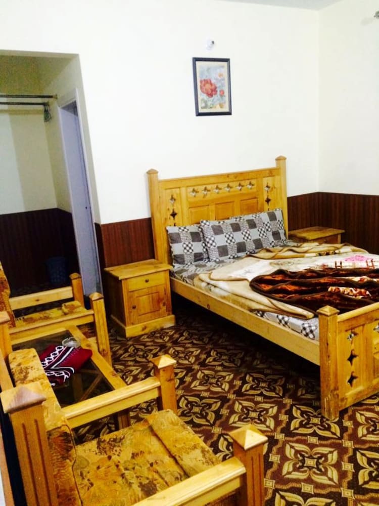 Standard Triple Room - Photo 2