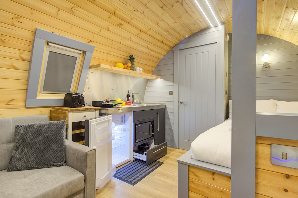 Luxury Beach Pod - Photo 6