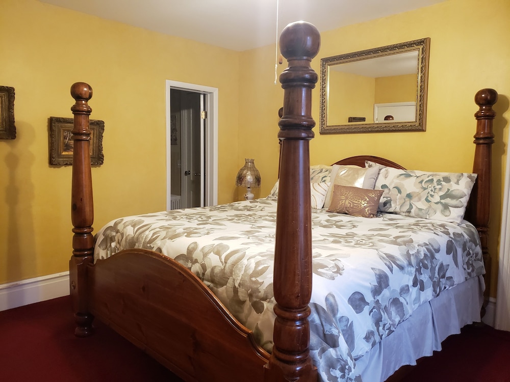 Deluxe Room, 1 King Bed, Non Smoking