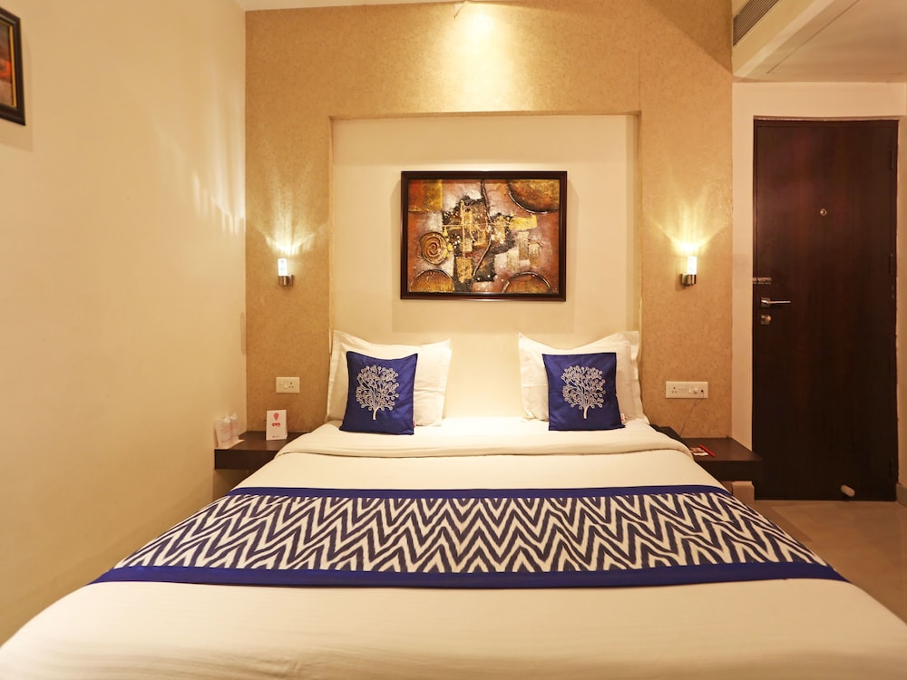 Deluxe Double Or Twin Room, 1 Queen Bed photo 3