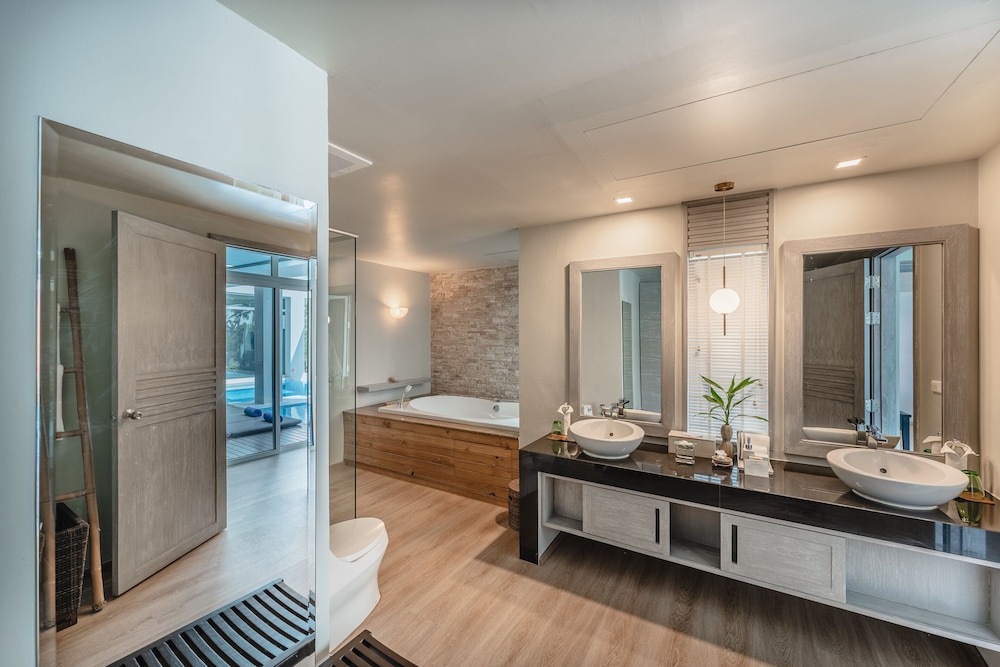2 BR Ocean View Residence - Photo 4