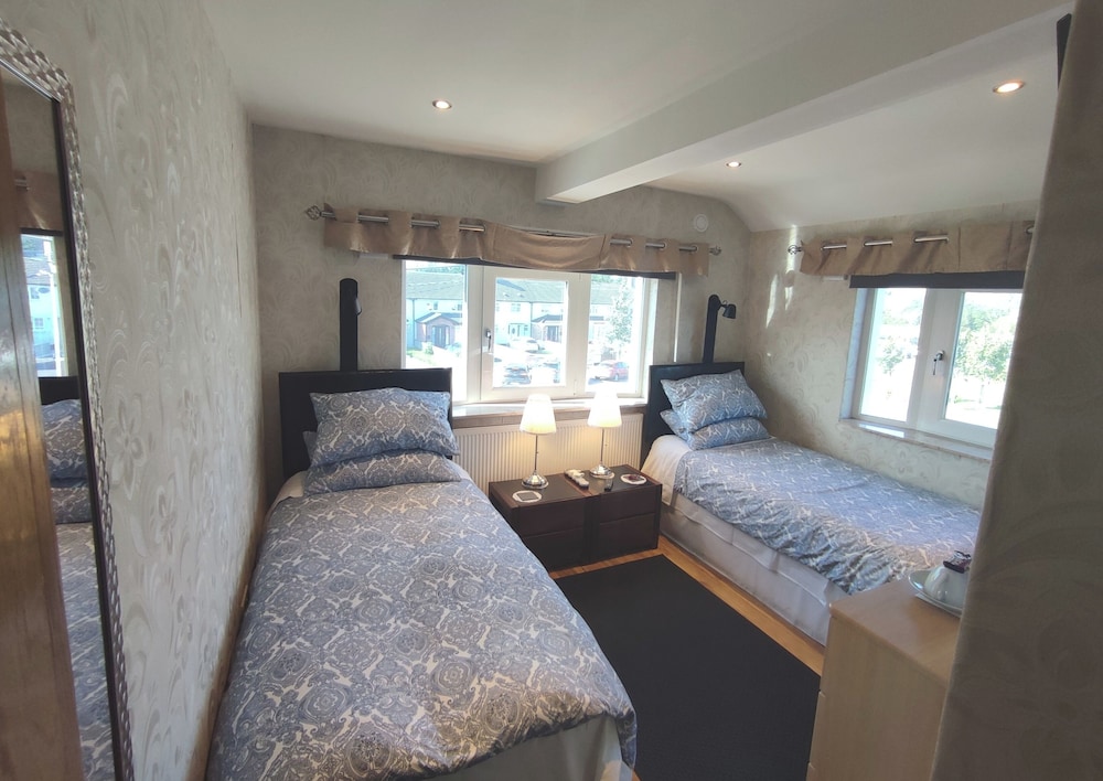 Standard Twin Room, 2 Twin Beds, Non Smoking, Garden View