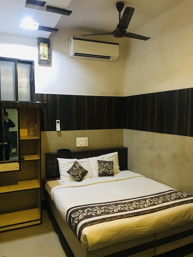 Standard Room - Photo 19