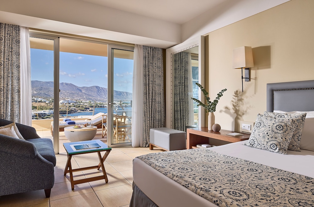 Mythica Superior Suite, Sea View - Photo 1