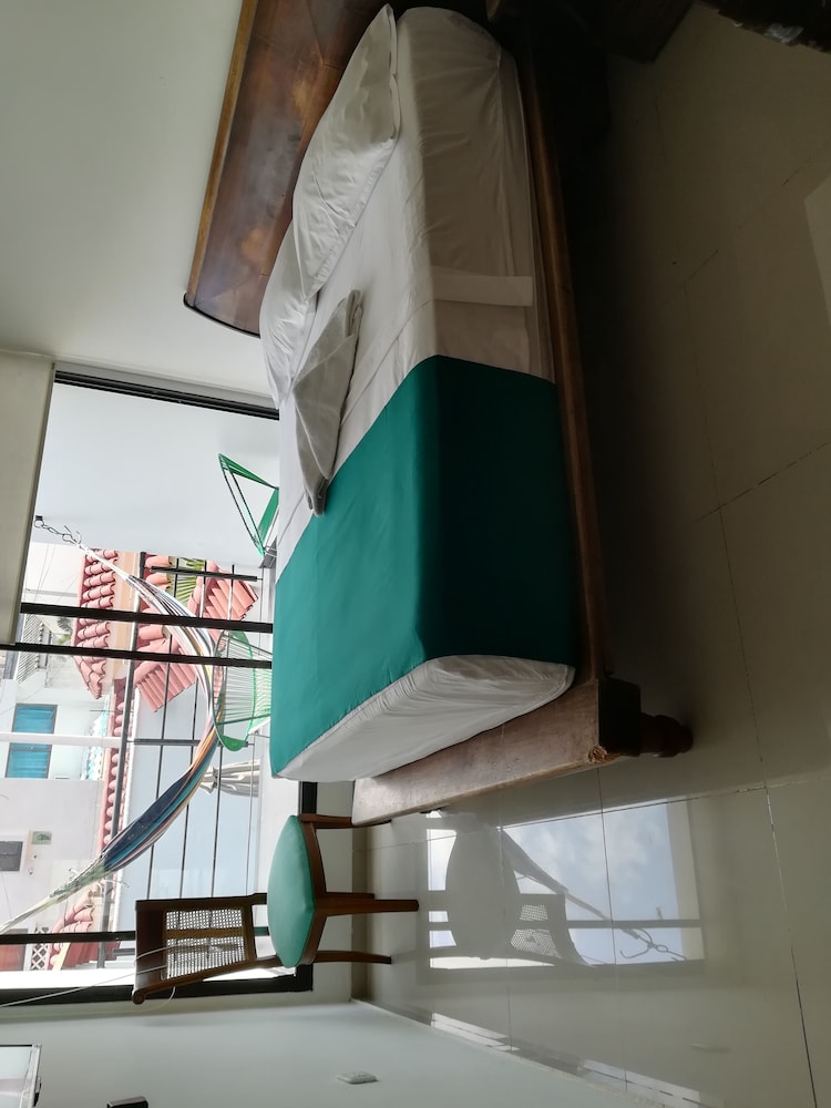 Exclusive Suite, 1 Queen Bed, Non Smoking, Pool View photo 1