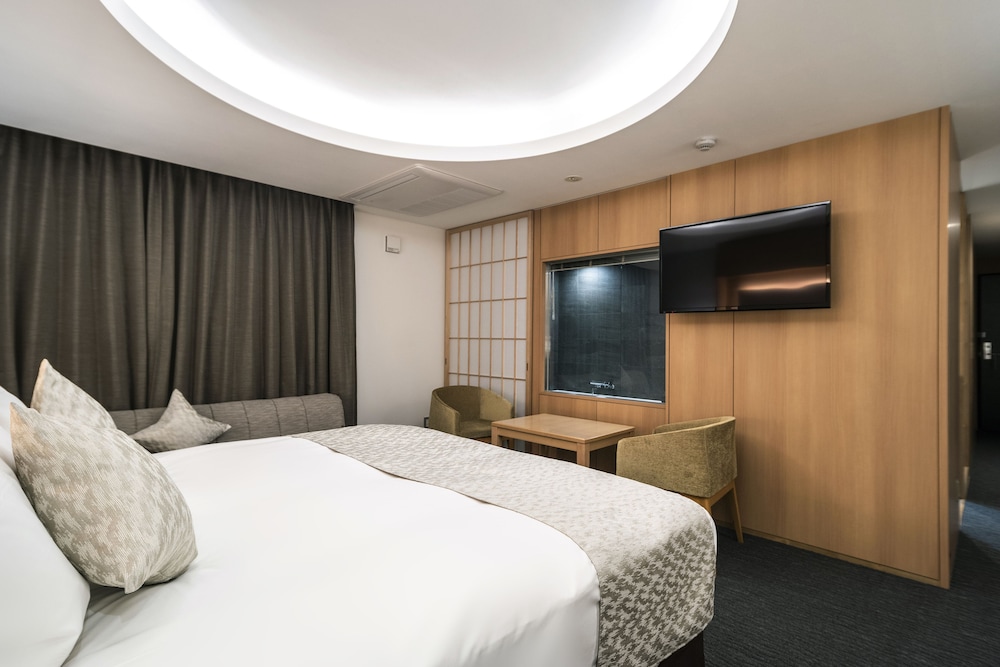 Deluxe Double Room, Frosted Glass, Non Smoking photo 1