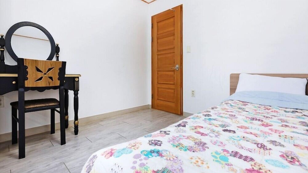 Room (osondoson(organization)) - Photo 8