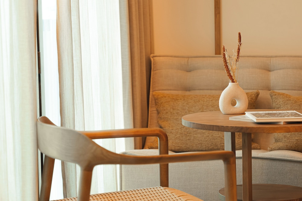 Room, Connecting Rooms (Always ME)