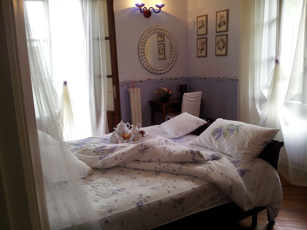 Luxury Apartment, 2 Bedrooms, Non Smoking, Garden View photo 2