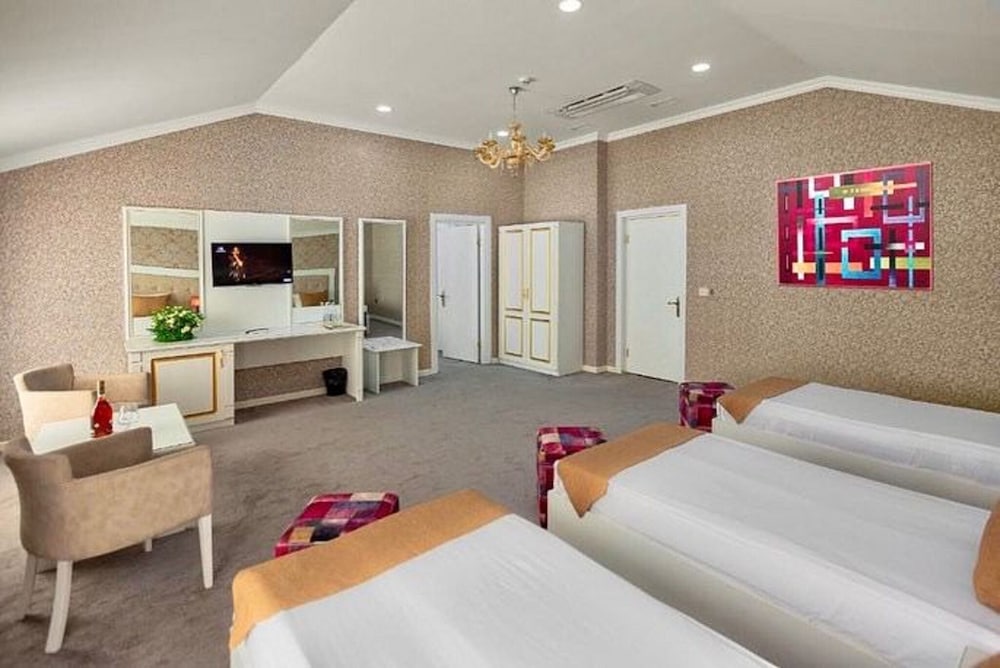 Family Quadruple Room photo 1