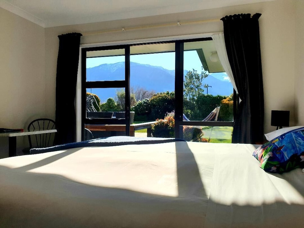 Triple Room (Room 2)