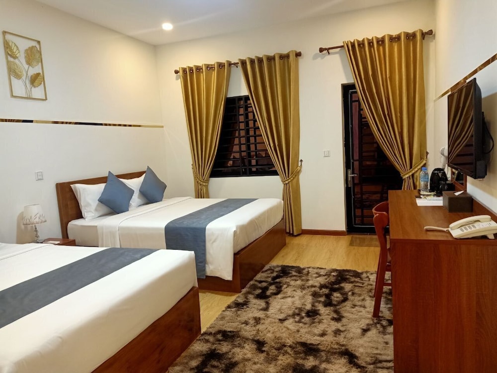 City Double or Twin Room, 2 Queen Beds, Non Smoking, City View photo 2