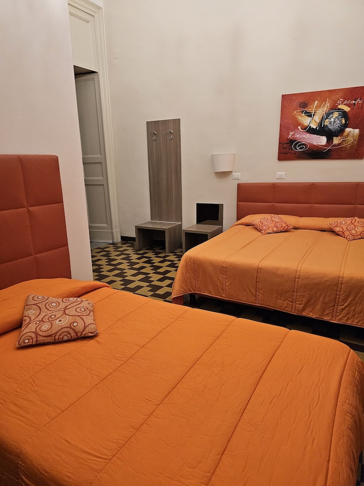 Comfort Triple Room