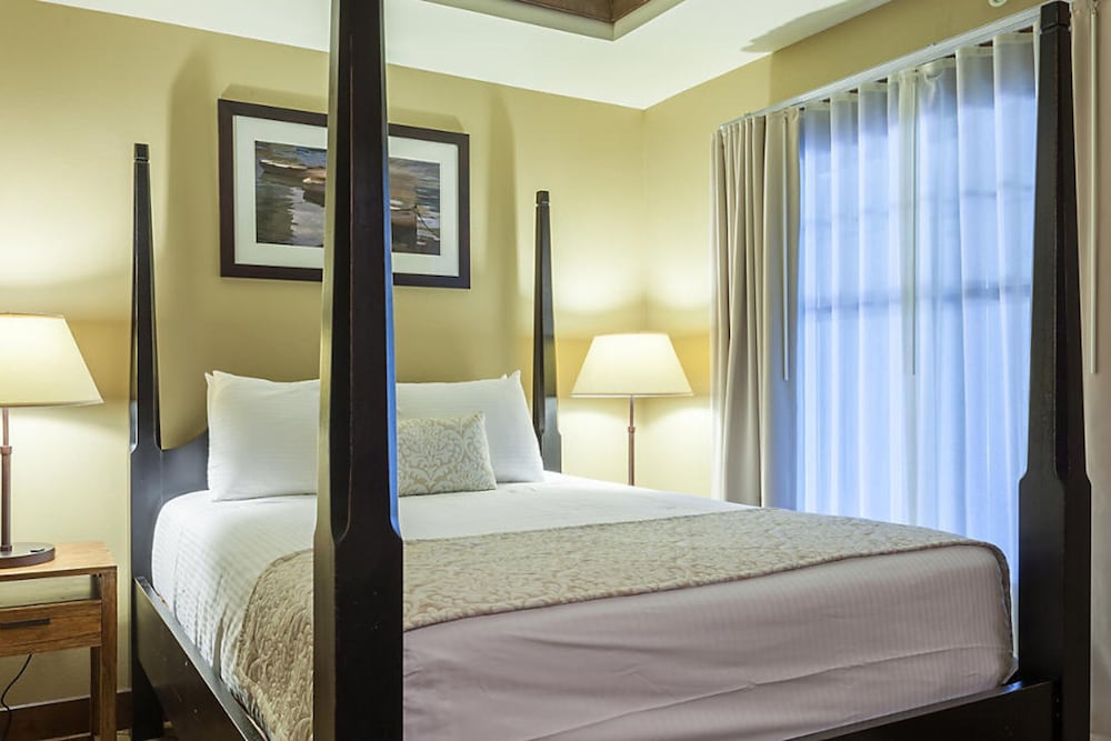 3 BEDROOM 3 KING SUITE WITH 2 SOFABEDS photo 2