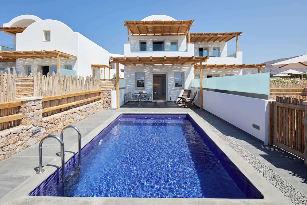 King Duplex Suite Sea View with Private Heated Pool and Hydromassage