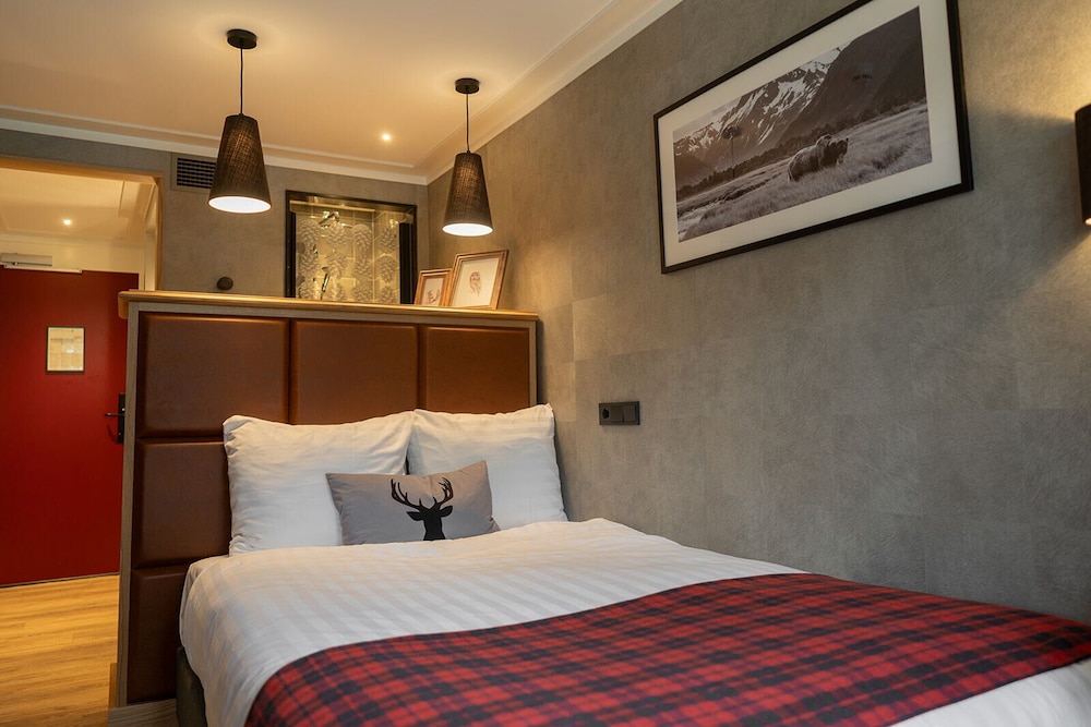 Maple Small Double room photo 1