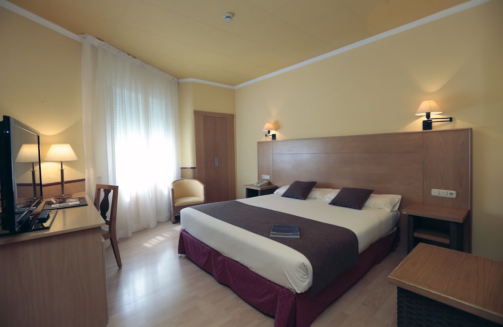 Standard Room - Photo 2