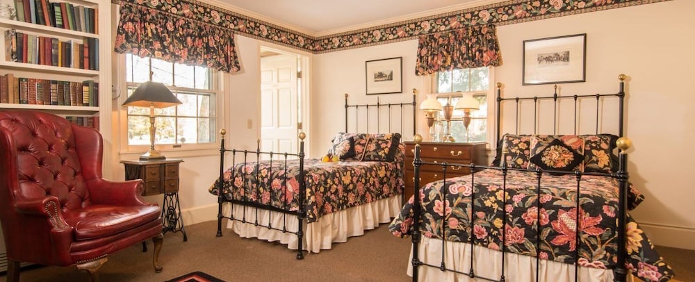 Deluxe Room, 2 Twin Beds