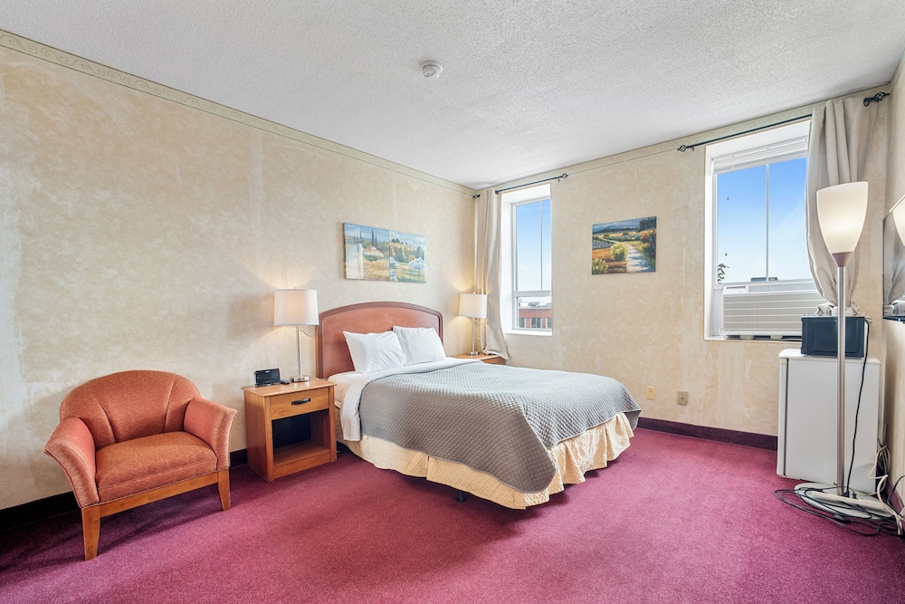 Basic Double Room photo 1