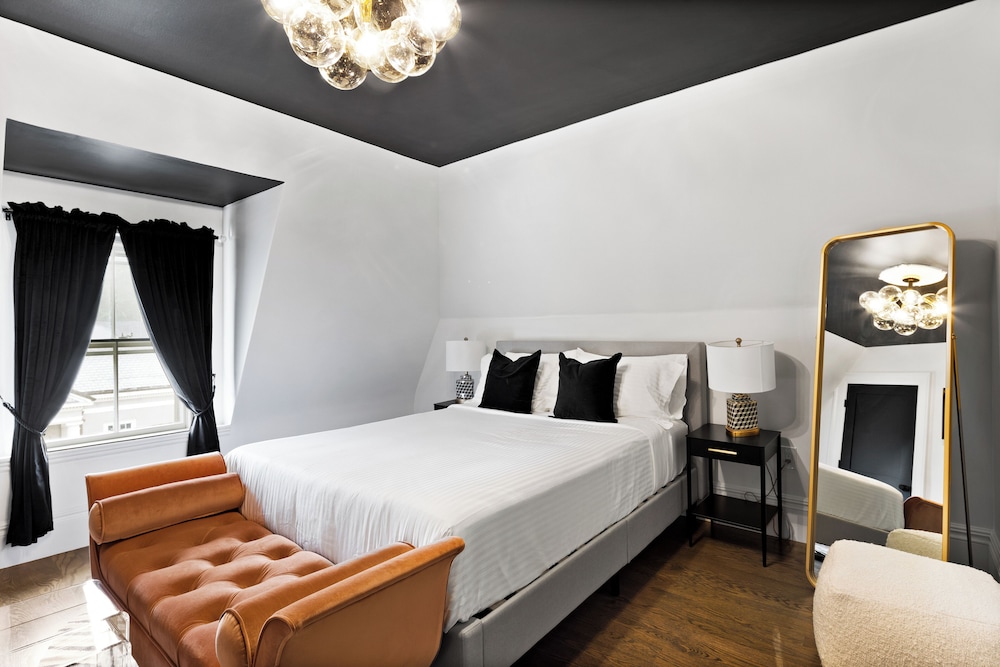 Classic Room, 1 Queen Bed