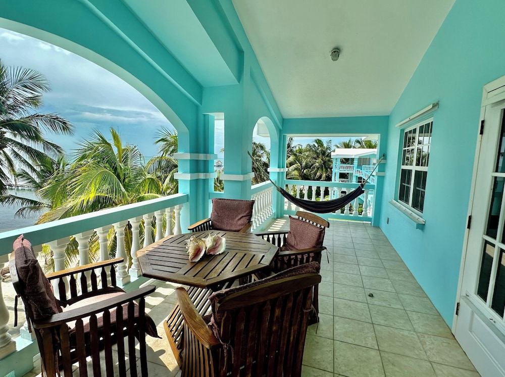 Signature Condo, Air conditioning, Beach View