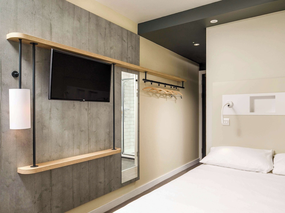 Basic Room, 1 Double Bed - Photo 2