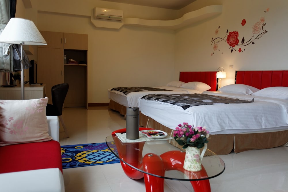Quadruple Room (202) photo 3