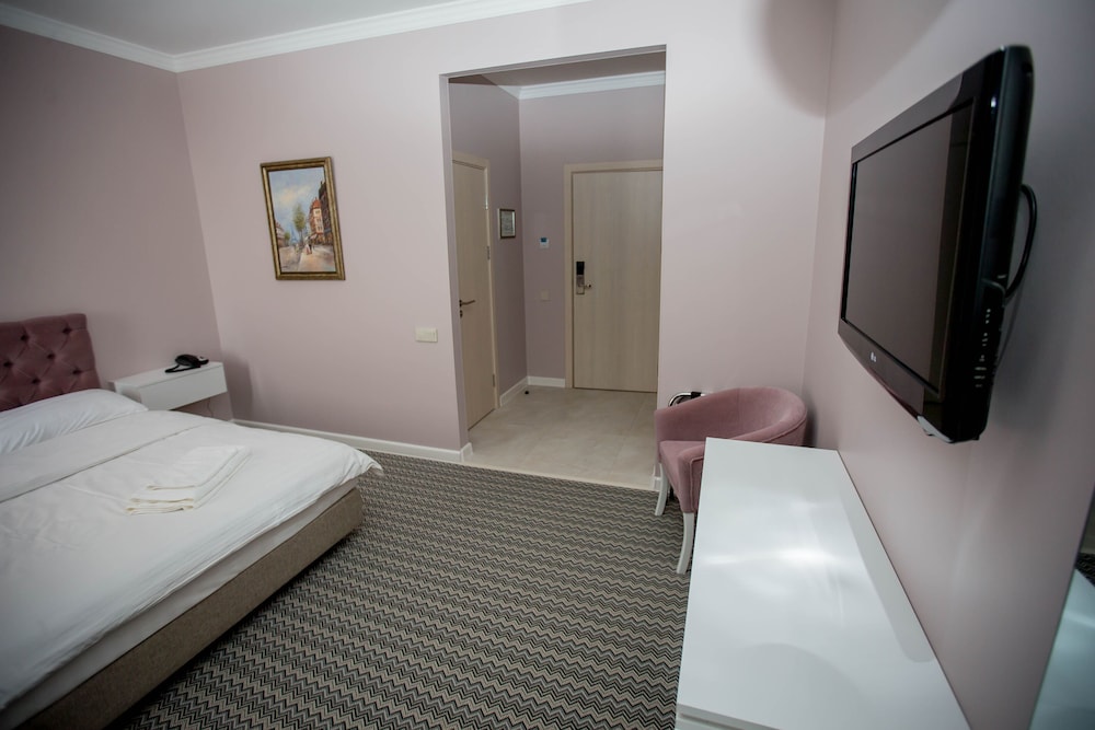 Deluxe Double Room photo 3