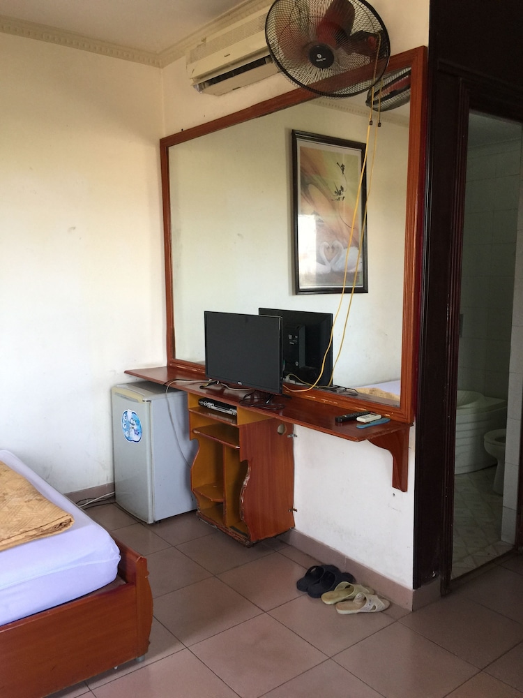 Single Room photo 2
