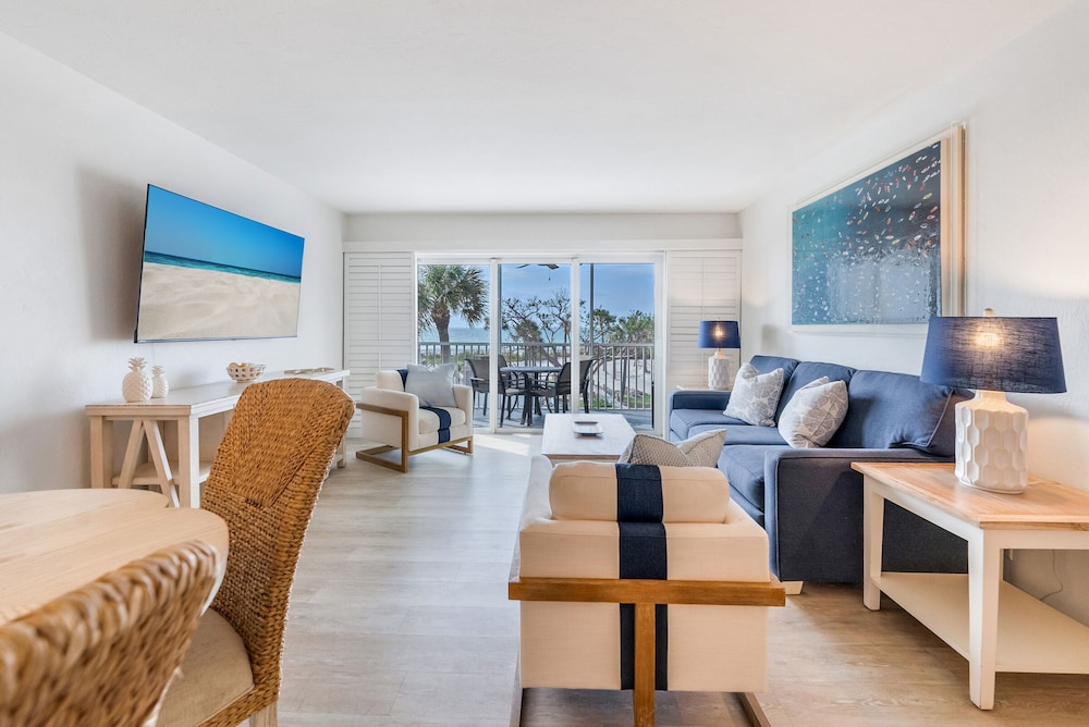 One Bedroom Beach Villa Deluxe