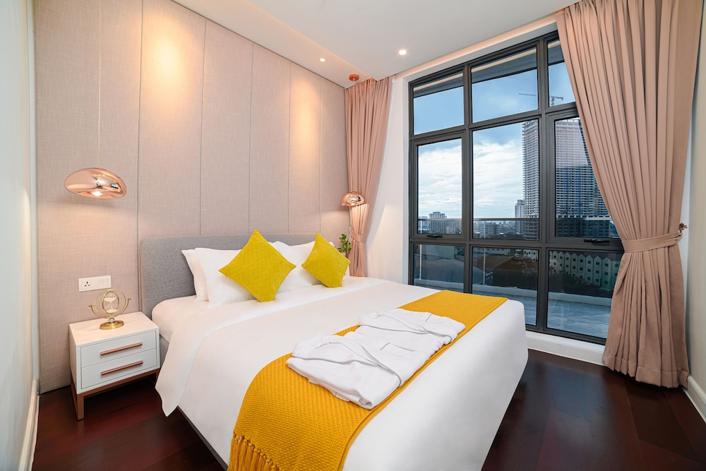 3 bedroom Executive Suite - Photo 5
