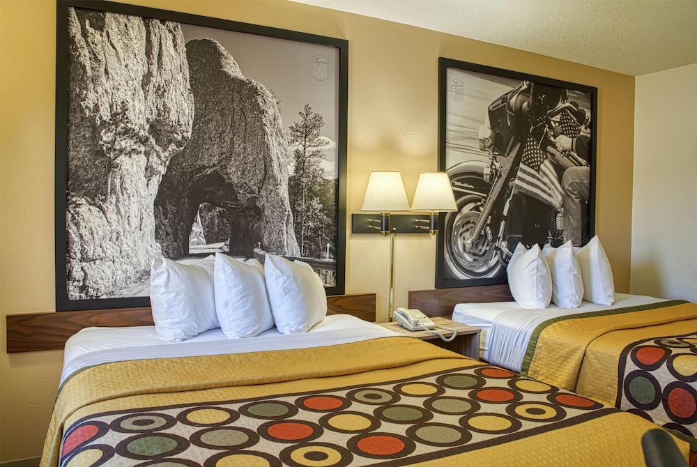 Standard Room, 2 Queen Beds - Photo 4