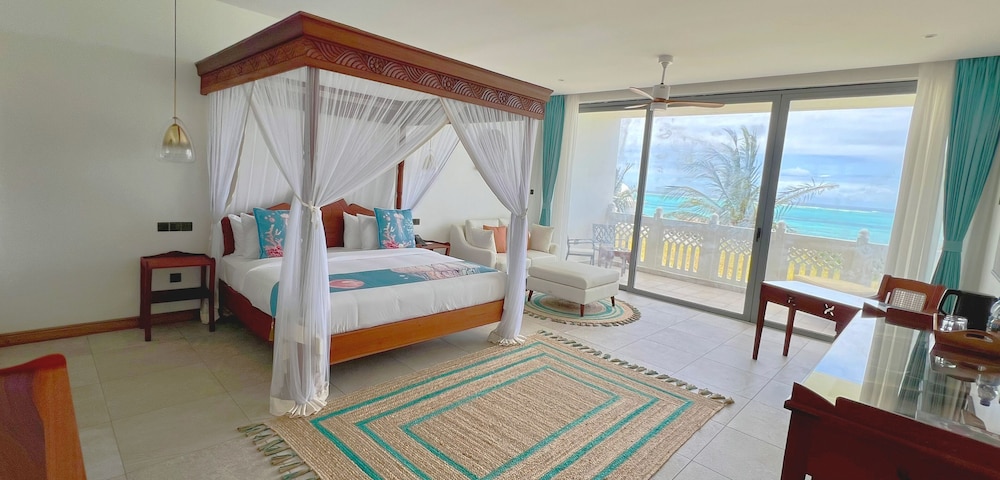 Ocean Palace Room photo 2