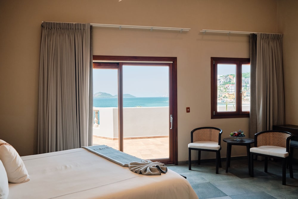 Deluxe Room, Ocean View (marina)