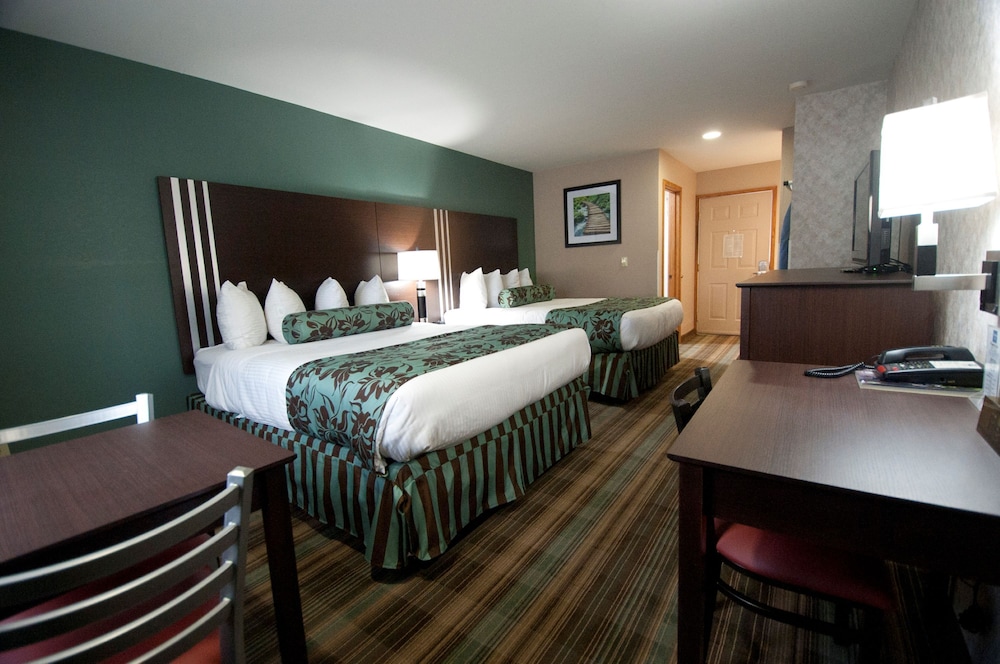 Standard Room, 2 Queen Beds photo 2