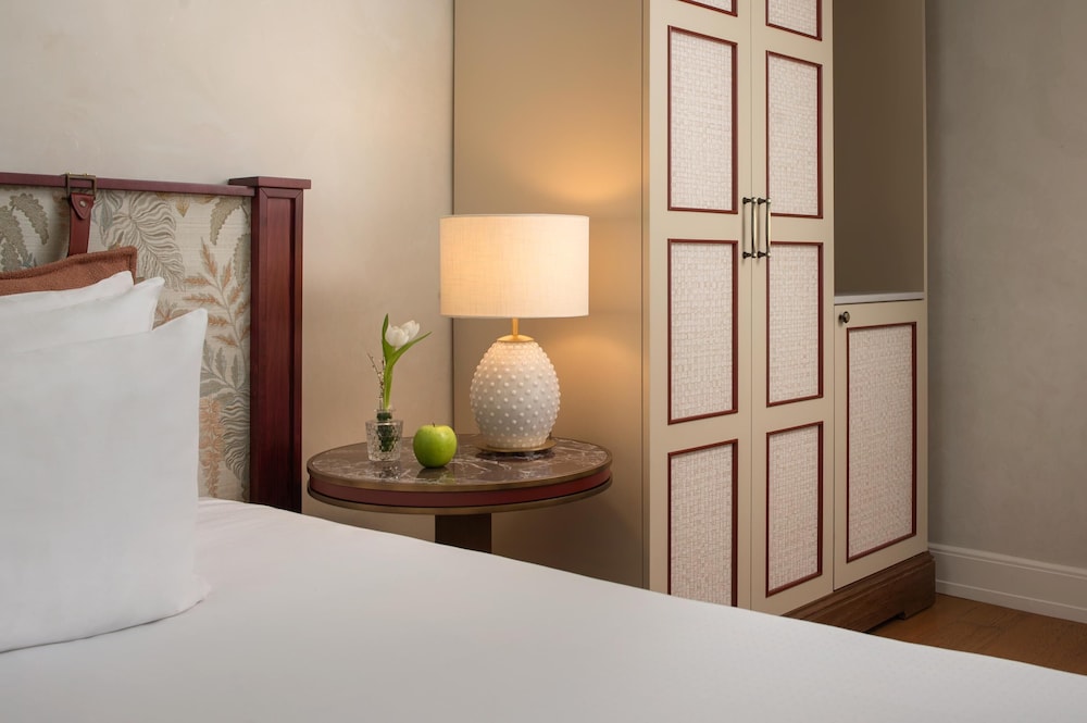 Superior Single Room