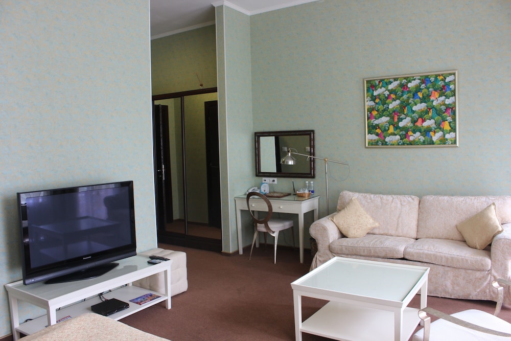 Luxury Suite photo 1