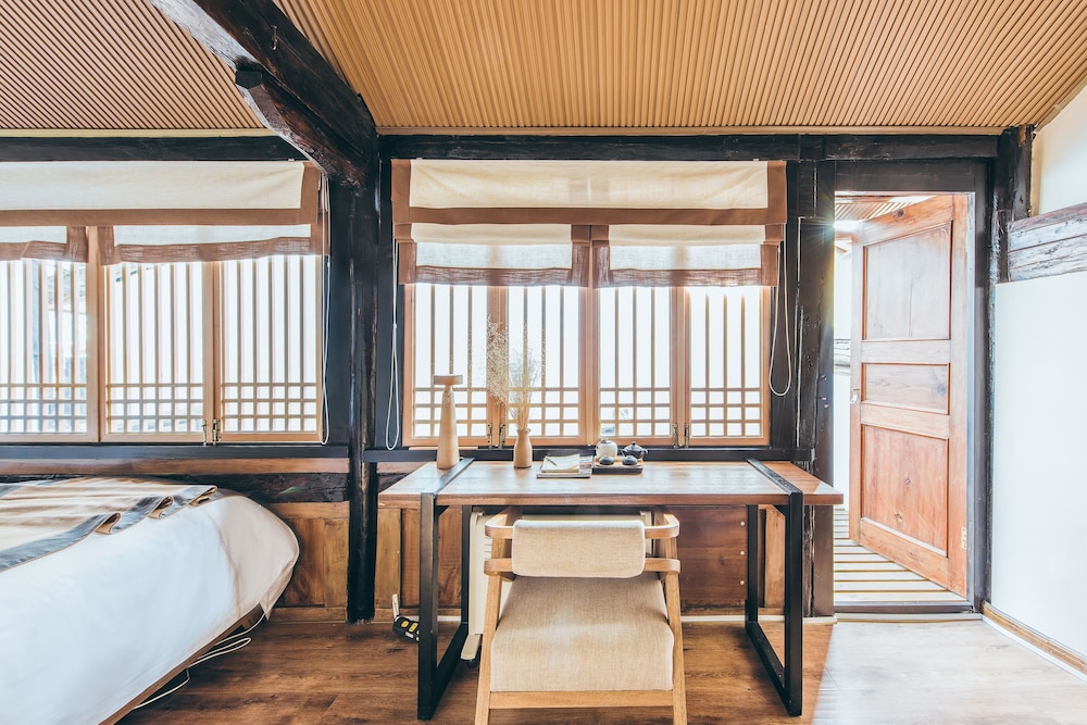 Courtyard Suite photo 3
