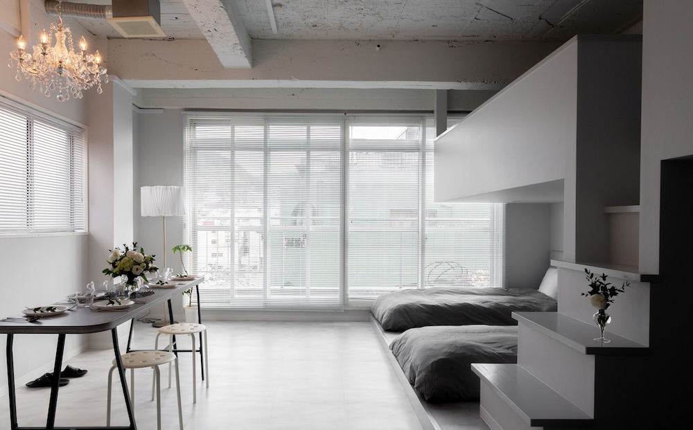 Penthouse photo 1
