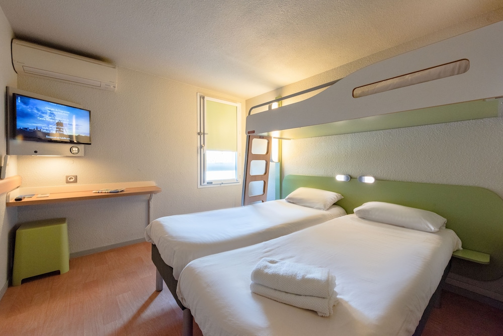 Triple Room, Multiple Beds photo 2