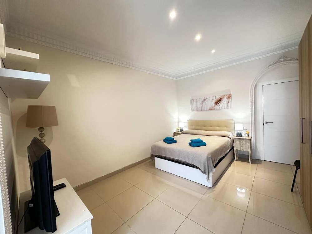Habitación Doble Clásica, Baño Compartido