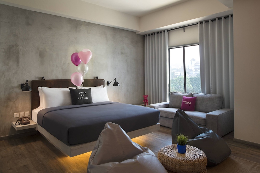 Suite, 1 Queen Bed photo 1