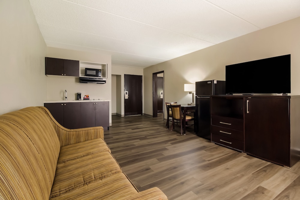 Suite, Multiple Beds, Non Smoking