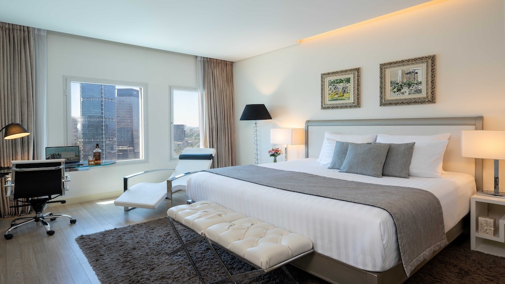 Suite, 1 Bedroom - Photo 6